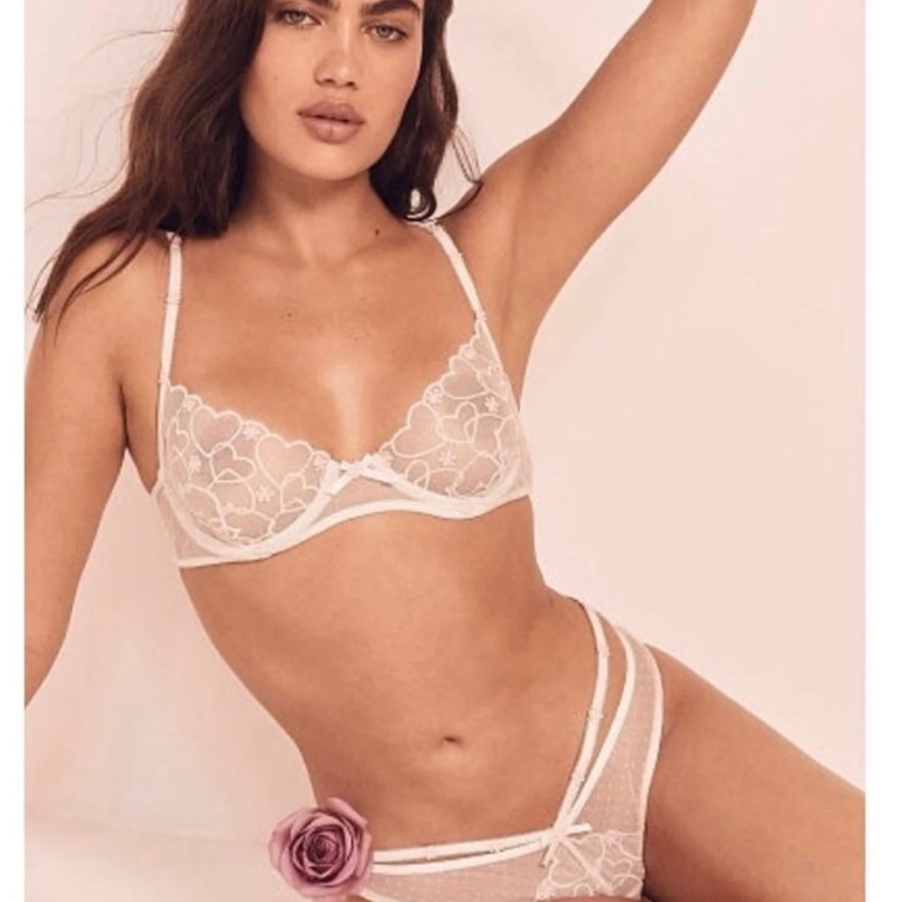 For love and lemons Victoria’s Secret heart set